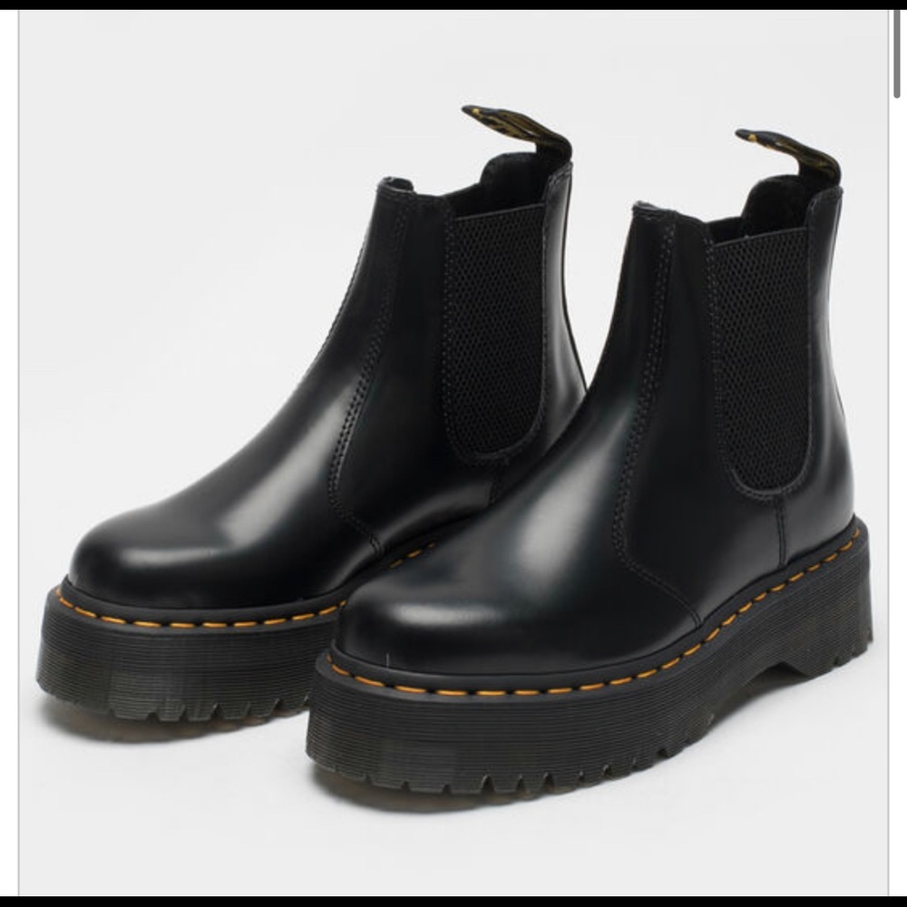 Dr Marten Chelsea Platform Boots